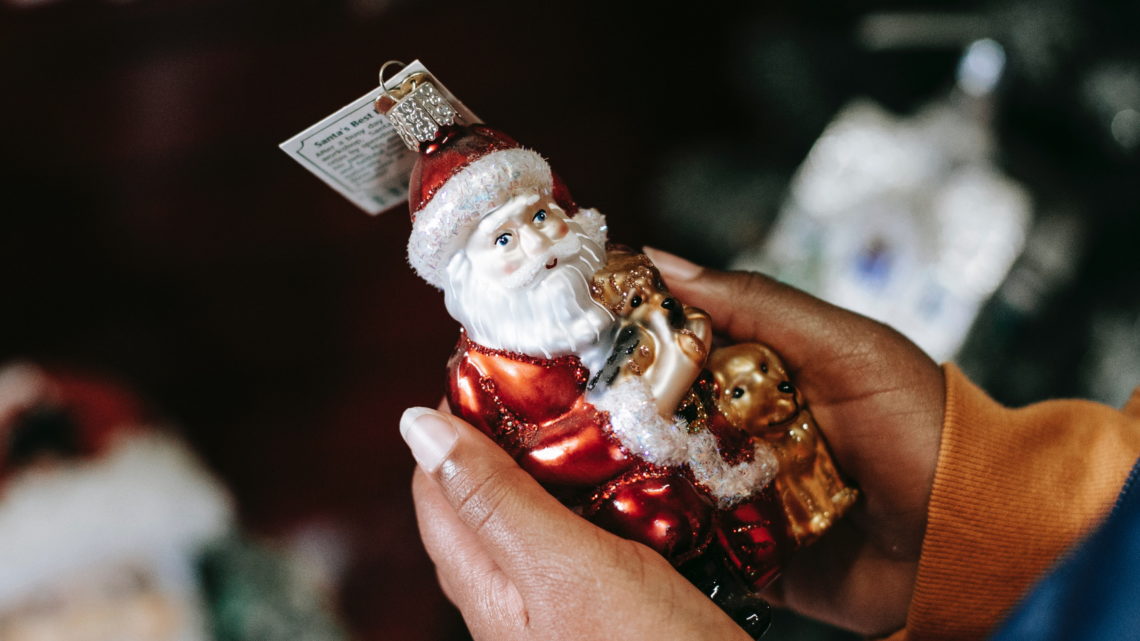 Nikolaus-Rituale aus aller Welt und was diese über die Gesellschaft offenbaren